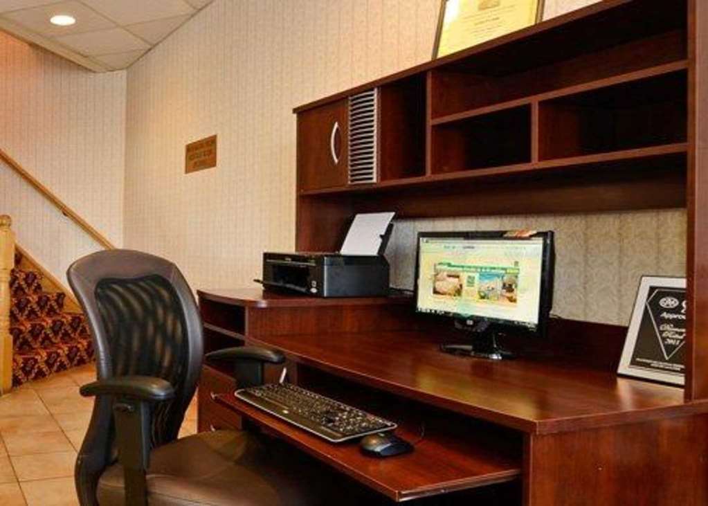 Ramada By Wyndham Arnprior Facilidades foto
